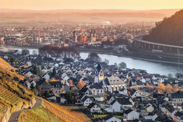 Rhine-Main bölgesinde gayrimenkul alım ve satımı: Frankfurt, Wiesbaden, Mainz & Co.