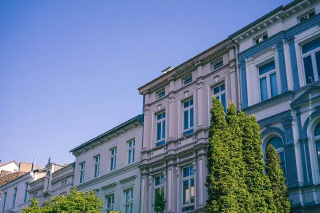 Wuppertal’de satılık çok aileli ev: apartman binası & apartman bloğu