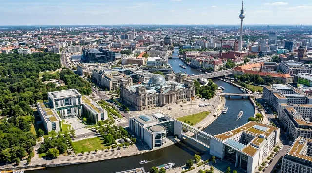 Bundestagswahl und Immobilienmarkt: Anketmevcut verilerin gelecekle ilgisi