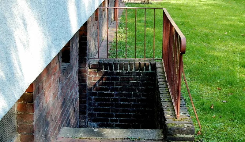 Bir apartmanda bisiklet mahzeni (ansiklopedi)