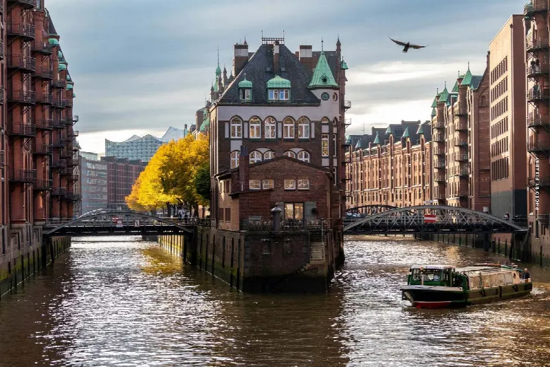 Hamburg Satın Al & Kirala: Ev, daire, arsa – metrekare başına fiyat