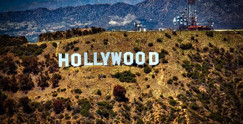 Villa Tour Los Angeles: Los Angeles’ta lüks gayrimenkul satın alın! 7 Öne Çıkanlar @ FIV Magazine