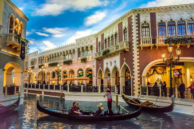 Las Vegas: Gayrimenkul alın! Yatırım yapılacak mahalleler – Summerlin, Strip, Arts District ve Co.