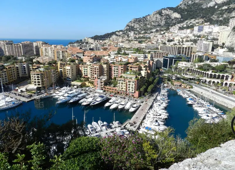 Monako’da 68 milyon Euro’ya konut binası: Şehir merkezinde, 10 katlı, 1.380 m² – Kapalı Pazar