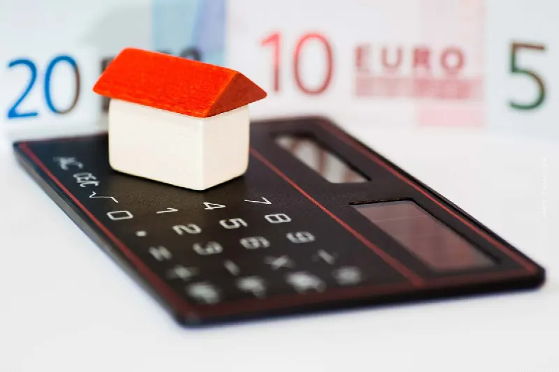 Gayrimenkul hisseleri: 30+ kurs – Az parayla gayrimenkule yatırım yapın!