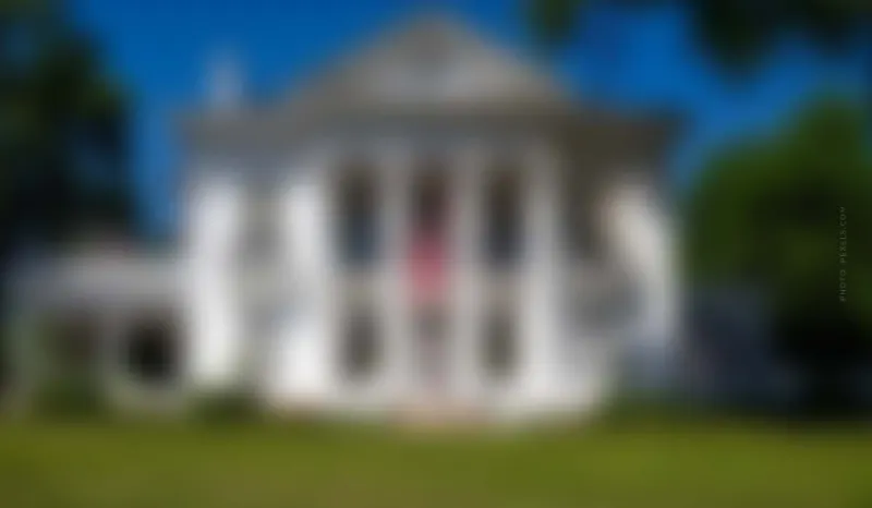 Wannsee, Berlin’de klasik mimaride villa (golf sahası yakınında) – 2,9 milyon – Kapalı Pazar